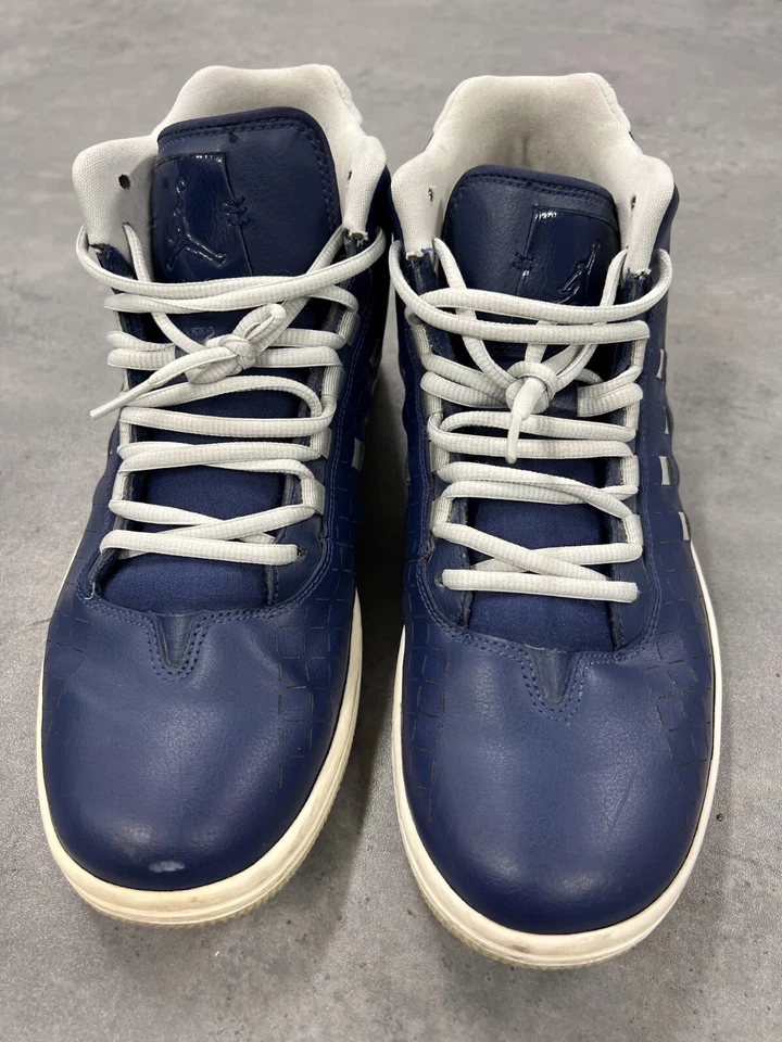 Nike Air Jordan Illusion 705141-403 Men's 9.5 Blue Leather Athletic Sneakers - Image 3 of 4