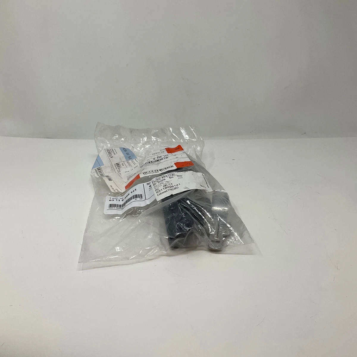 BMW 3 Series G20 Front Left Headlight Bracket Mount 63118496141  