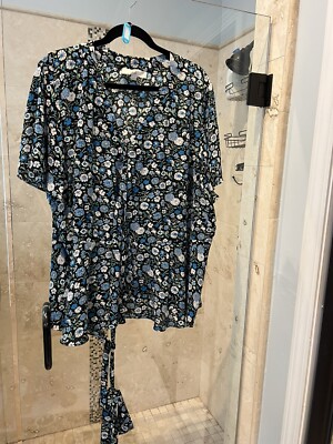 Loft Plus Blue Green Floral Flutter Sleeve Peplum Wrap Top Size 24