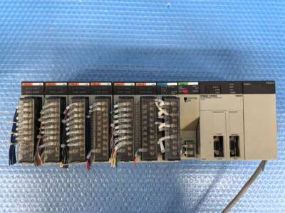 OMRON PA204 SYSMAC C200HX CPU44 RM201 AD001 ID212 Sequenzer