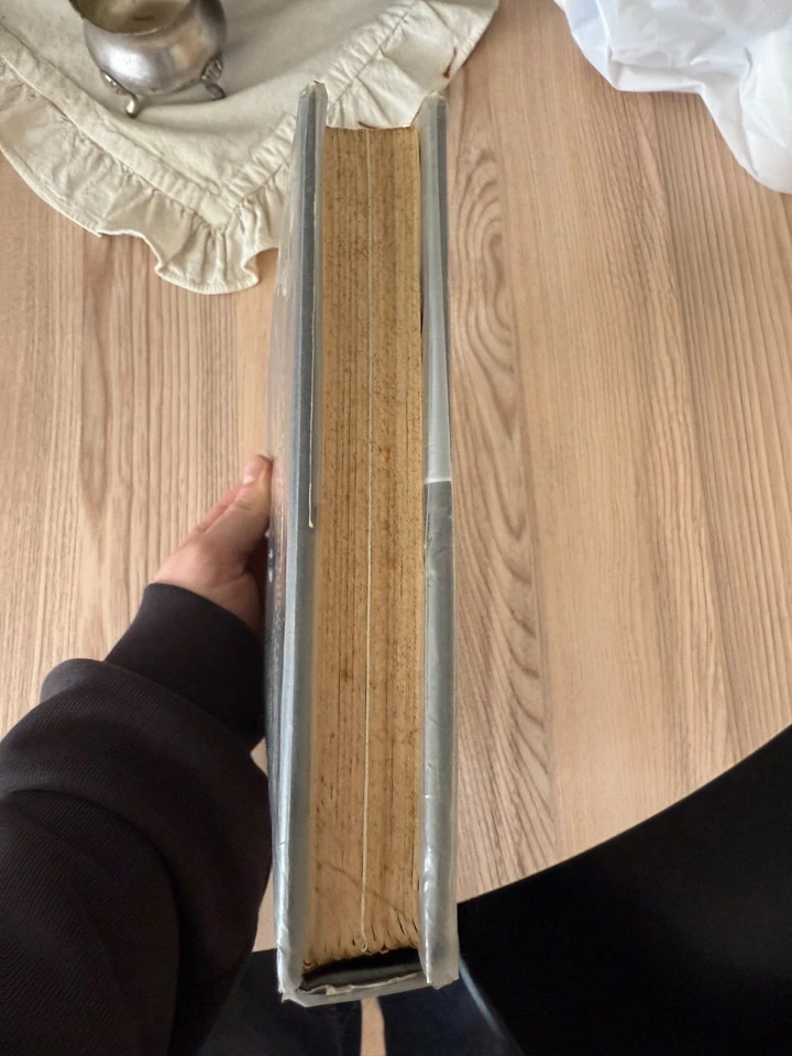 Trump The Art Of The Deal by Donald Trump with Tony Schwartz HC 1988 1st Edition - Image 4 of 4