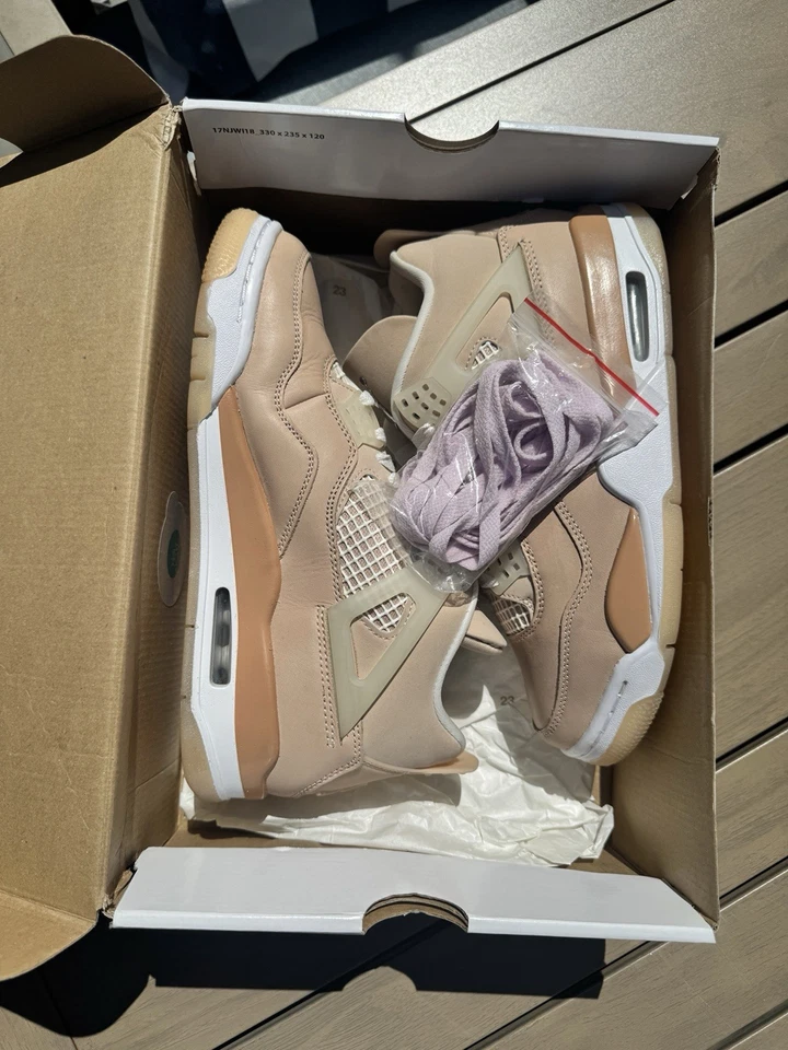 Tamanho 9 - Air Jordan 4 retrô cintilante com - Imagem 2 de 4