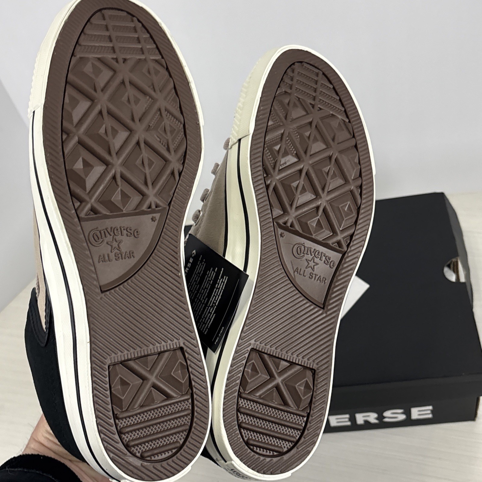 Converse Shoes Chuck Taylor Mid Top CTAS High Street Sneakers Mens Sz 8 NEW thumbnail 7