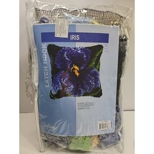 Craftways Herrschners Iris Flower Latch Hook Rug Craft Kit 16 x 16" 130058