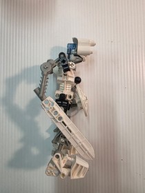 Retired 2001 LEGO Bionicle Toa Kopaka 8536 Complete - with Container