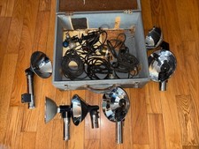 HEILAND Synchronar Camera Flash Units  w/Reflectors, clamps, cords  Lightsaber