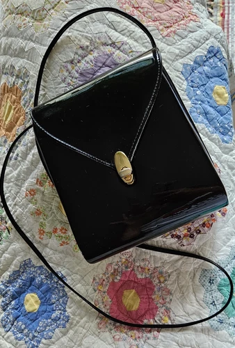VINTAGE JR BLACK PATENT LEATHER Crossbody Shoulder Bag Purse