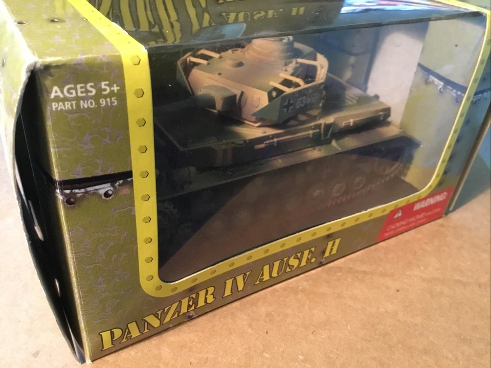 New Millennium Classic Armor Diecast German Army Camo Panzer IV H Battle Tank - Image 4 of 4