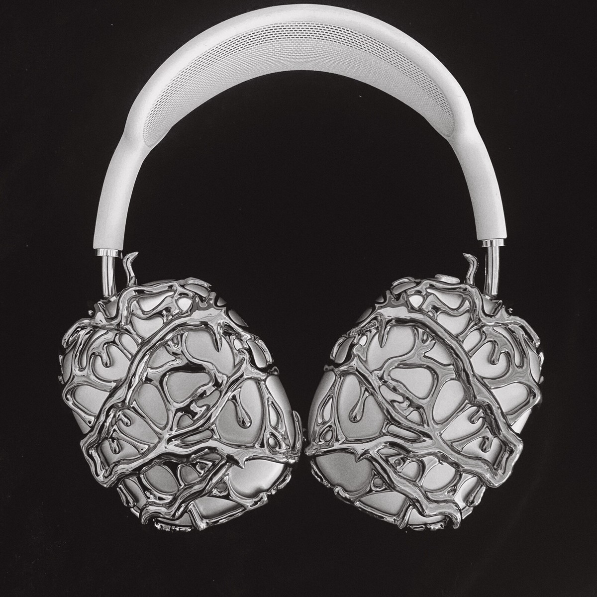 THE EON thorn AirPodsMAX case ケース カバー THE EON thorn AirPodsMAX case ケース カバー Thorn Airpods Max Case