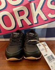 Reebok Toddler Classic Leather Sneakers - black / gum, Toddler Size 4.