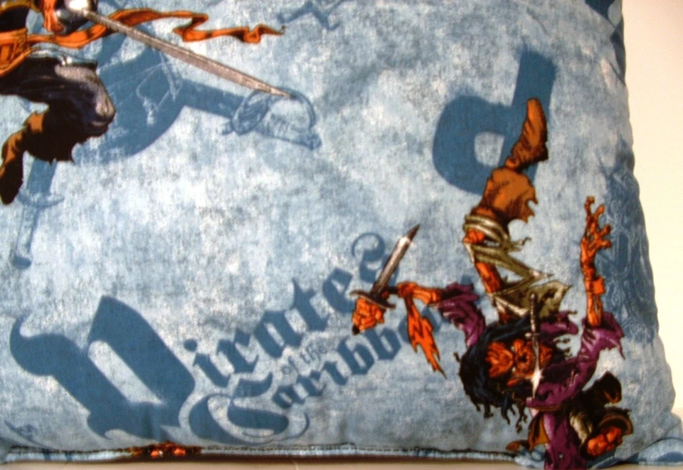 Disney Piratas del Caribe, Logo, Piratas, Almohada de Algodón Estampado Completo Nueva Foto 4 de 4