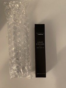 aesthetica liquid eyeliner