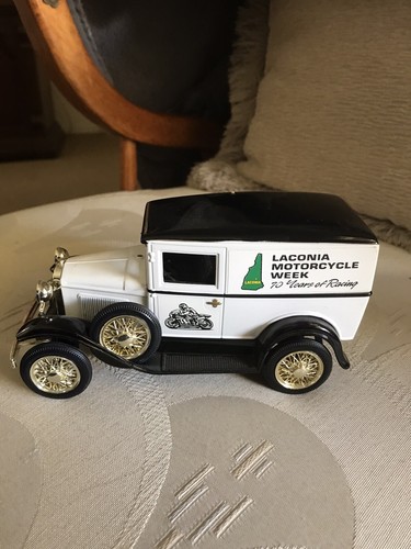 Liberty Ford model A delivery van limited edition Locable bank New In Box - Picture 2 of 8