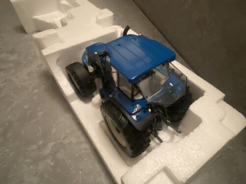Trattore Ford 8970 scala 1/32 by Imber Models con attacco anteriore nuovo con scatola - Foto 5 di 10