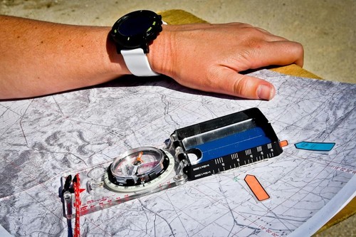 Suunto MC-2 NH Mirror Compass SS004231001 per escursionisti professionisti e seri NUOVO - Foto 4 di 5