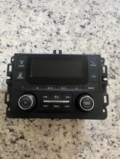 2017-2020 Dodge Ram 1500 AM FM Radio Receiver w/Display Screen Oem P68271362AD