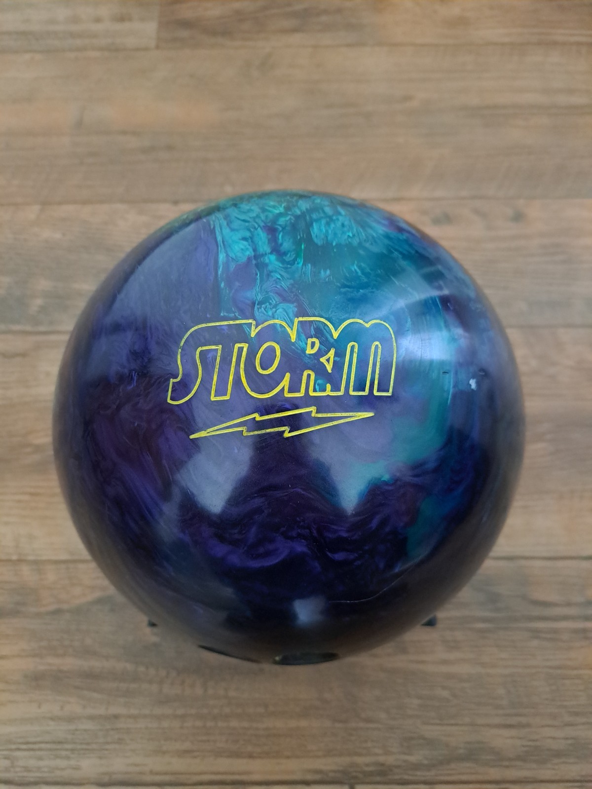 Storm Big Hit 13.8 Lbs Bowling Ball Single Drill