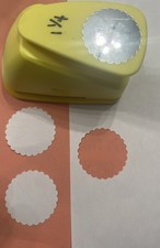 Marvy Uchida clever lever 1  1/4" Scallop Circle Crafting Punch w/ Slide Cover