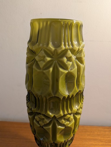Italian Empoli Green Glass Tiki Vase Mid Century Modern - Picture 13 of 24