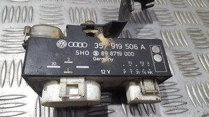 357919506A Lüfter Steuergerät Relais 898719000 Volkswagen Golf DE503267-90