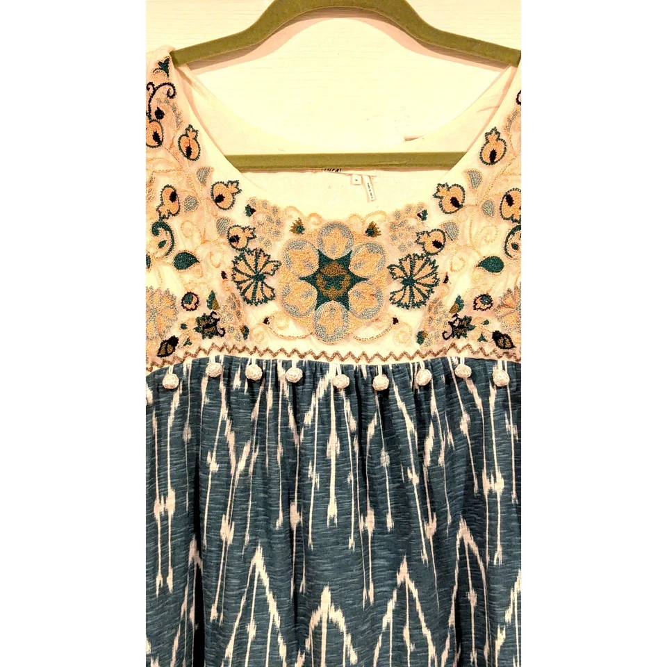 Camiseta sin mangas Floreat bordada verde azulado Ikat Boho Festival talla mediana Foto 2 de 4