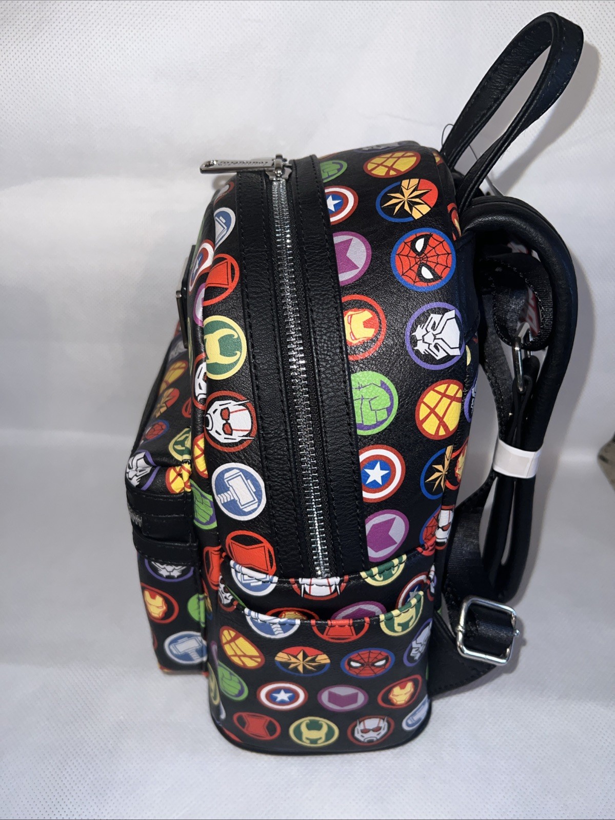 Loungefly Marvel Marvel Comic Mini Backpack Avengers (icon) JAPAN limited NWT image 4