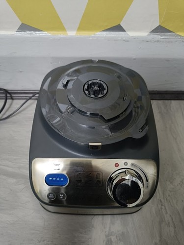Kenwood MultiPro Express Weigh+ Compact Food Processor FDM71.450SS + Accessories - Picture 4 of 11