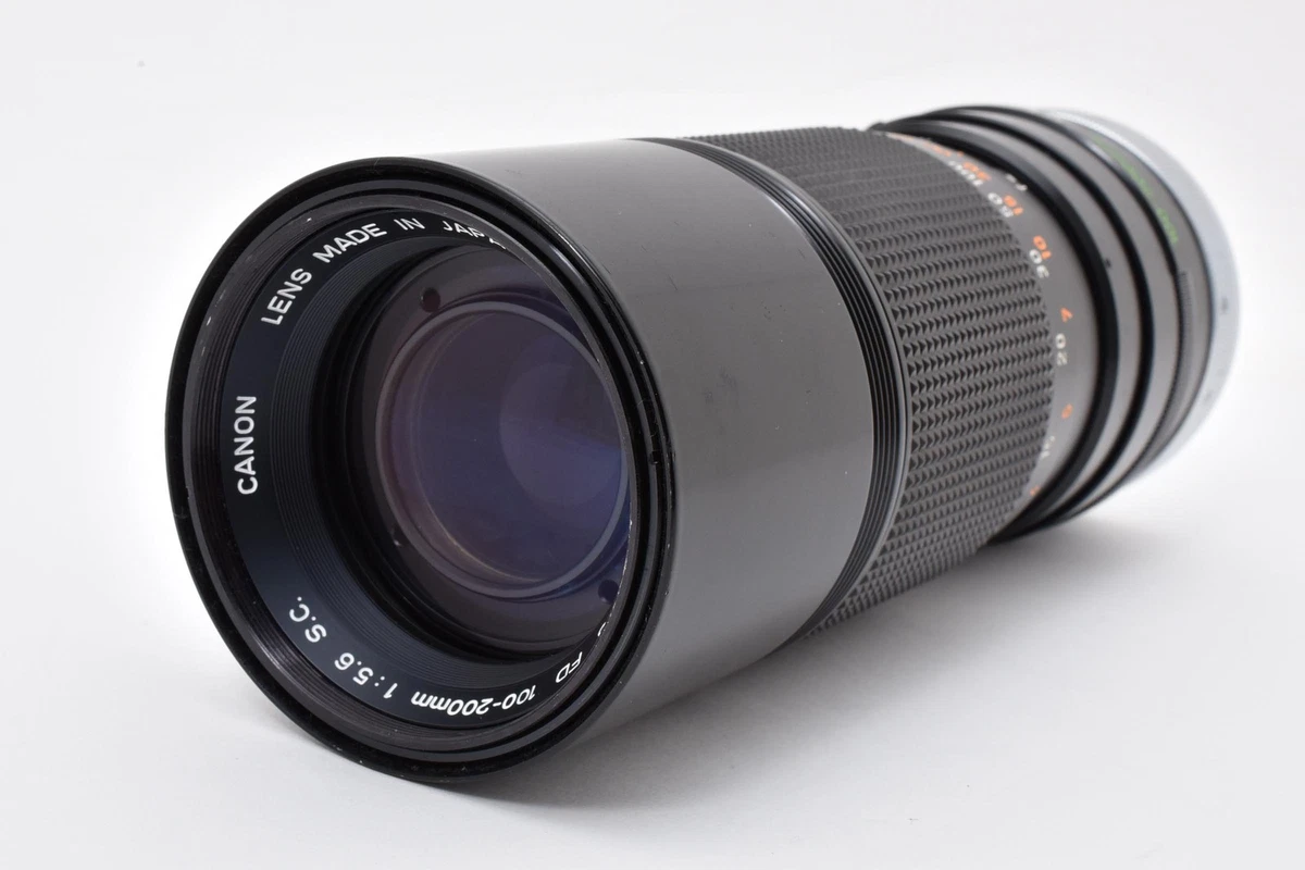 Canon キヤノン FD 100-200mm F/5.6 ズームレンズ Canon FD 100-200mm f5.6 Manual Focus Telephoto Zoom Lens w/ Case [EXC]