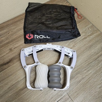 ROLL Recovery R8 Deep Tissue Massage Roller Plus Caring Bag - Working