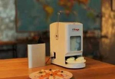 Mobile Sushi Machine TSM-13 – The world's smallest compact model 3 sec per piece