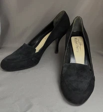  Michel Perry Black Suede Classics  Pumps with Button, Size 39 1/2 EU