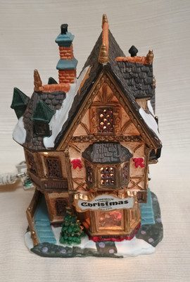 Lemax  Tannenbaum Christmas Shoppe 2003 Retired Village w/o Box Lighted
