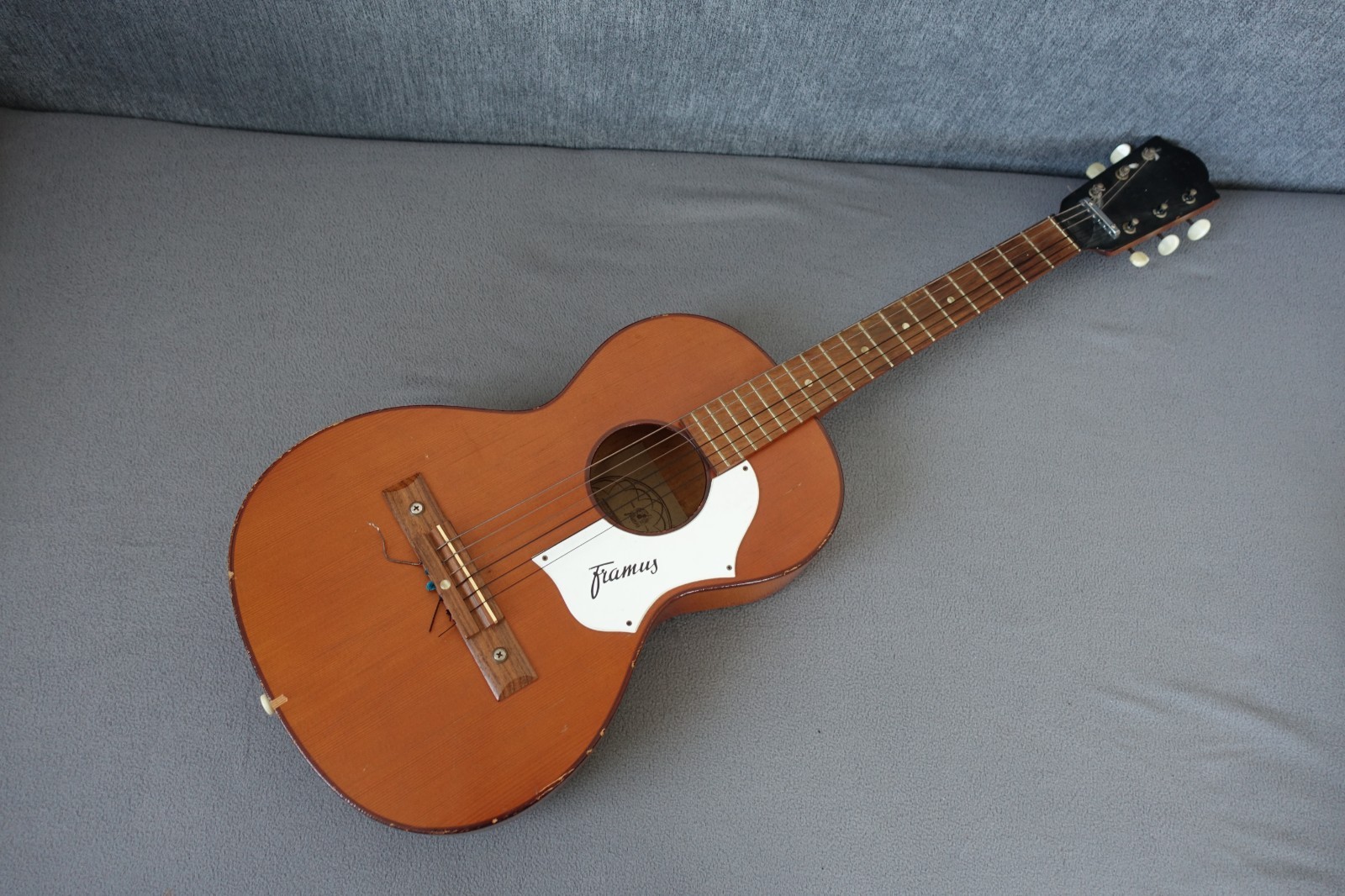 Framus Wandergitarre Sport 50 / 1 Seriennummer 7754 Made in Bavaria