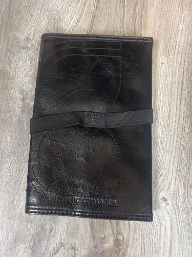 BCBG MAXAZRIA BLACK LEATHER FOLDING TRAVEL CASE WALLET SIZE 6x9 - Picture 9 of 11