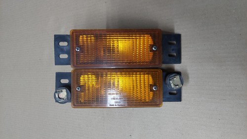 BMW E30 M3 turn indicators front EURO 63131376972 63131376971 @ genuine - Picture 3 of 14