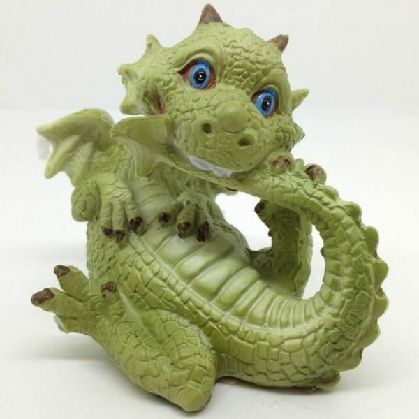 Blue Eyed Baby Dragon Figurine Butterfly on Nose Decor GSC 71852 B for