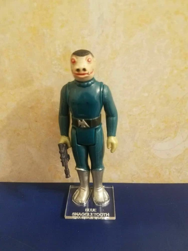 Star Wars Vintage Blue Snaggletooth Base  .... No toy included .... Acrylic Base
