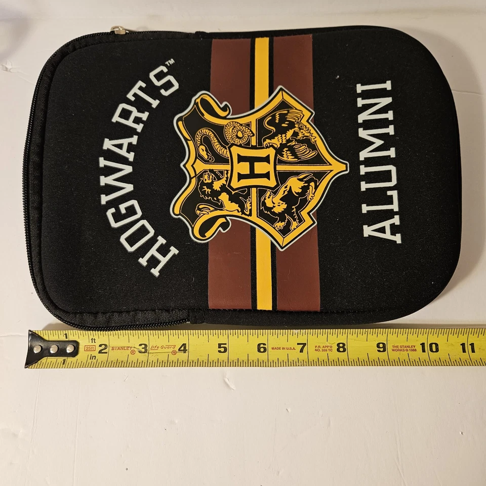 Harry Potter Hogwarts Alumni Tablet Zipper Sleeve Case w/ pocket - Pre-owned - Image 4 of 4