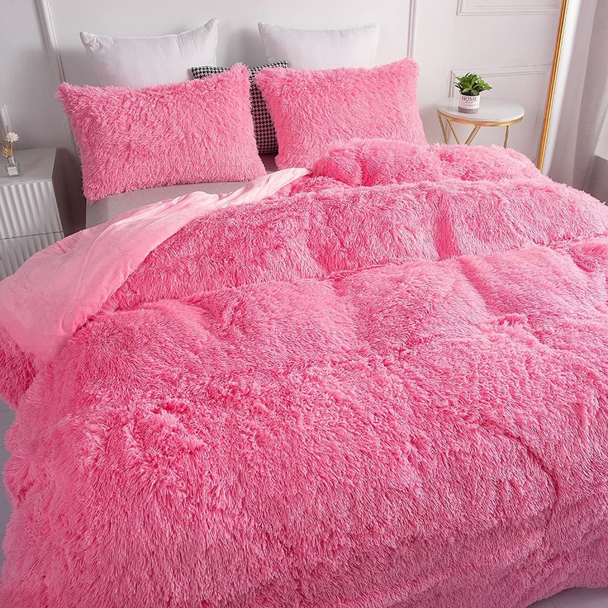 ☆*☆様 コヤンイサムチョン　バック　ふわふわファー　ルミちゃん　ピンク×アイボ chovy Faux Fur Plush Pink Comforter Sets Full/Queen - Ultra Soft