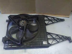 VW GOLF IV (1J1) 1.4 16V  Kühlerlüfter Fahrzeuge ohne Klimaanlage 881083642
