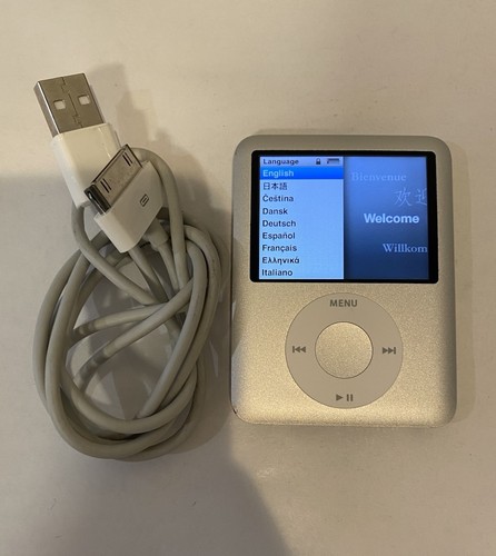 Apple iPod nano 3. Generation Silber (8GB) funktioniert super