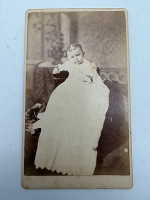 Antique Victorian Baby CDV Photo Milwaukee WI E.H. Curlett Infant Portrait WI