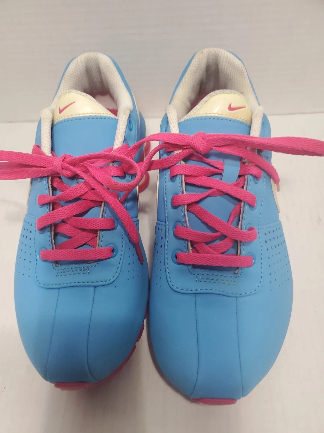 Nike Shox Youth Turchese con lacci rosa TG 4Y