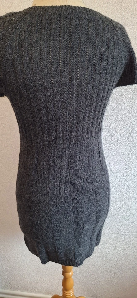Madonna Damen Graues Kurzärmliges Kleid Strickkleid Wolle Wollkleid Gr. S 36 - Bild 3 von 4