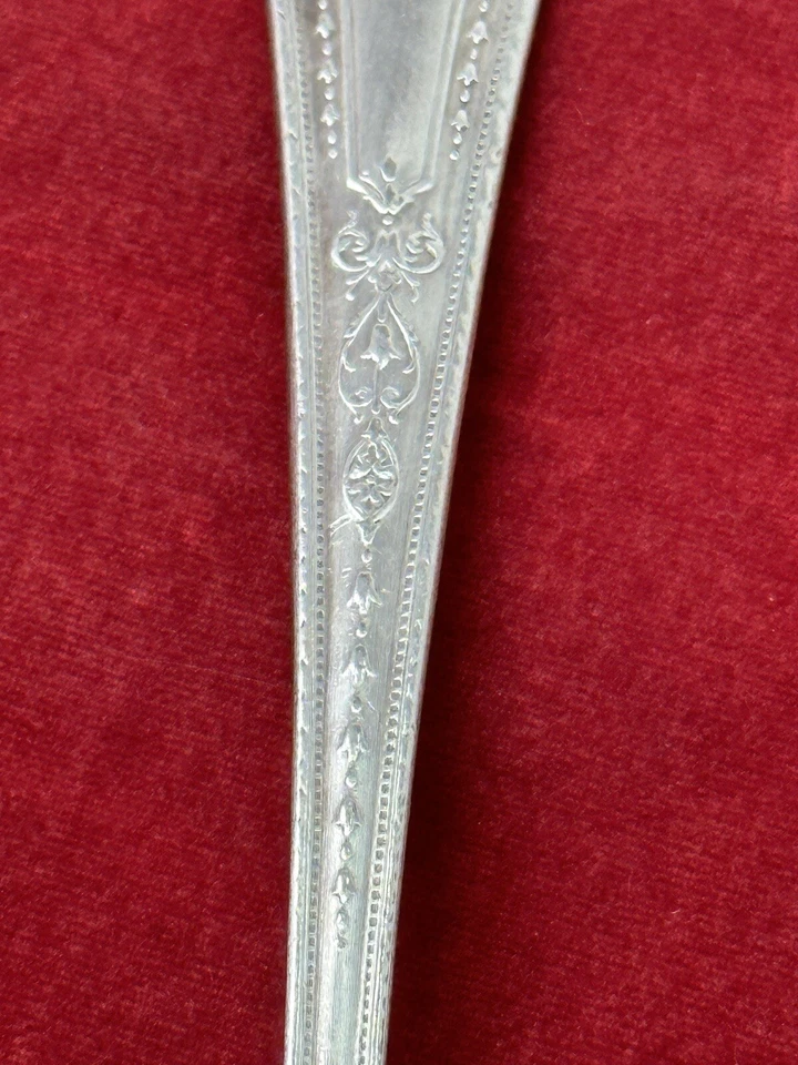 Hampton Court Community Plate 1926 Flatware Silverplate Wreath ONEIDA 6" Spoon - Image 4 of 4