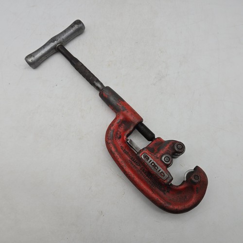 Ridgid No. 202 Heavy Duty Pipe Cutter Wide Roll 1/8" - 2" 2A - Picture 2 of 23