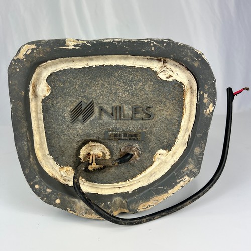 Niles RS5, High Performance Rock Loud Light Gray Speaker, 5-in. 2-way 10x9x8 - Picture 6 of 13