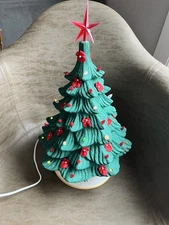 Vtg Ceramic Mold Christmas Tree Green Matte Light Up W/ Base Works 16” Bows