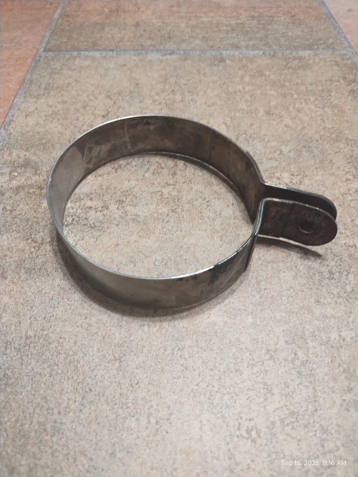 Suzuki TL1000R and TL1000S Yoshimura RS3 Muffler Bracket Hanger - Image 3 of 4