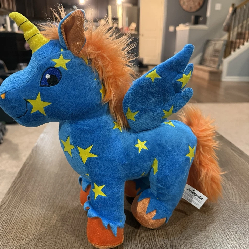 Brinquedo de pelúcia Neopets Starry Uni - Imagem 2 de 4